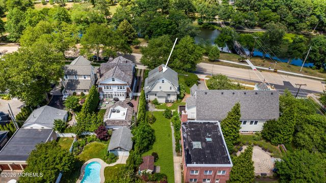 405 West Lake Drive, Spring Lake, NJ 07762
