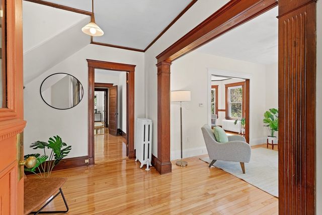 53 Park Ave Ext 53, Arlington, MA 02474