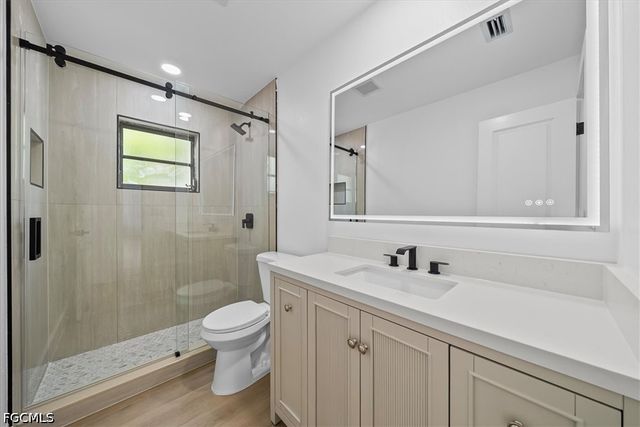 212 SE 4th TER, Cape Coral, FL 33990