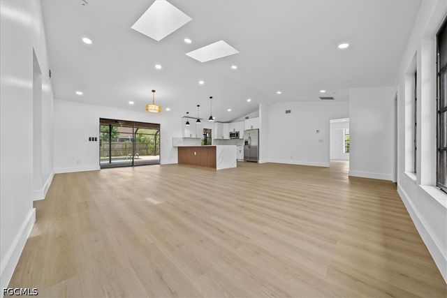 212 SE 4th TER, Cape Coral, FL 33990