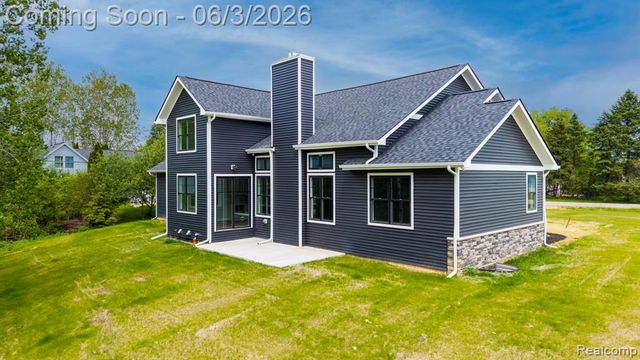 101 Marion Meadows Drive, Howell, MI 48843