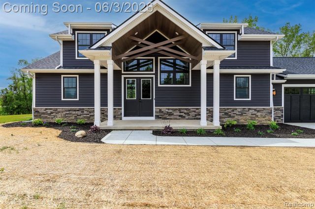 101 Marion Meadows Drive, Howell, MI 48843