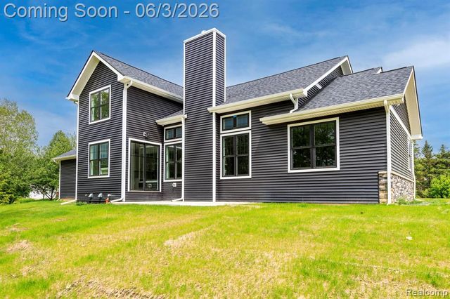 101 Marion Meadows Drive, Howell, MI 48843
