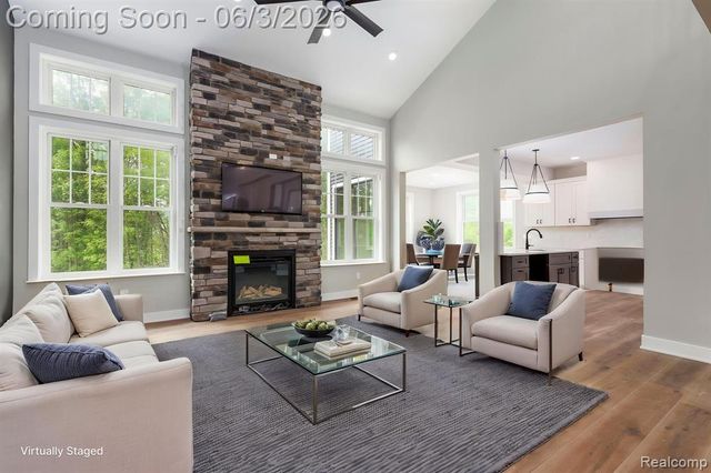 101 Marion Meadows Drive, Howell, MI 48843