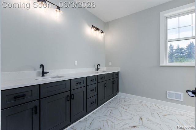 101 Marion Meadows Drive, Howell, MI 48843