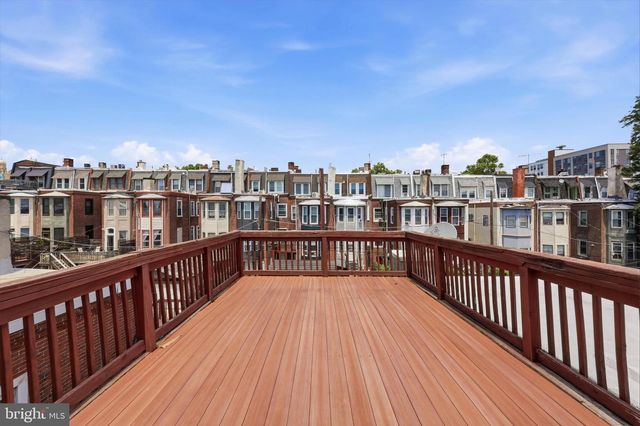 4427 SANSOM ST, Philadelphia, PA 19104