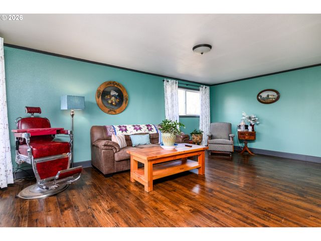 4747 Se CHASE Rd, Gresham, OR 97080