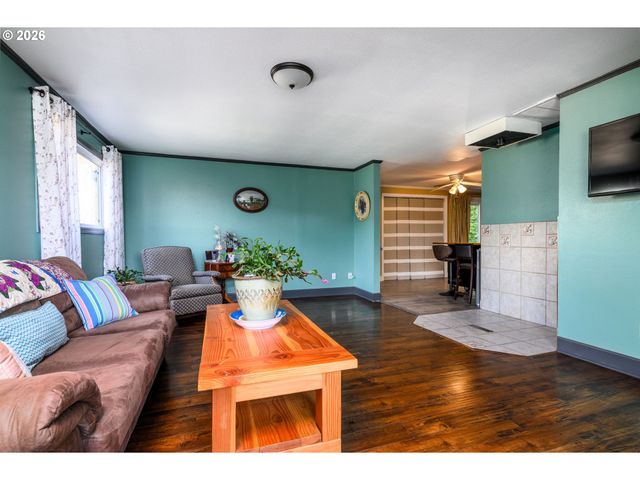 4747 Se CHASE Rd, Gresham, OR 97080