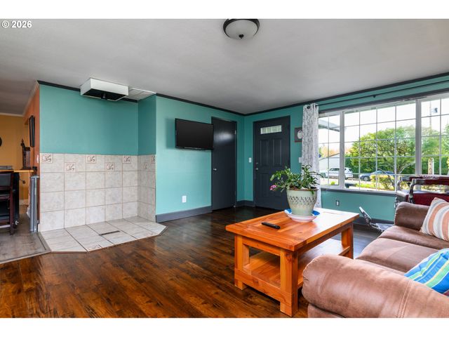 4747 Se CHASE Rd, Gresham, OR 97080