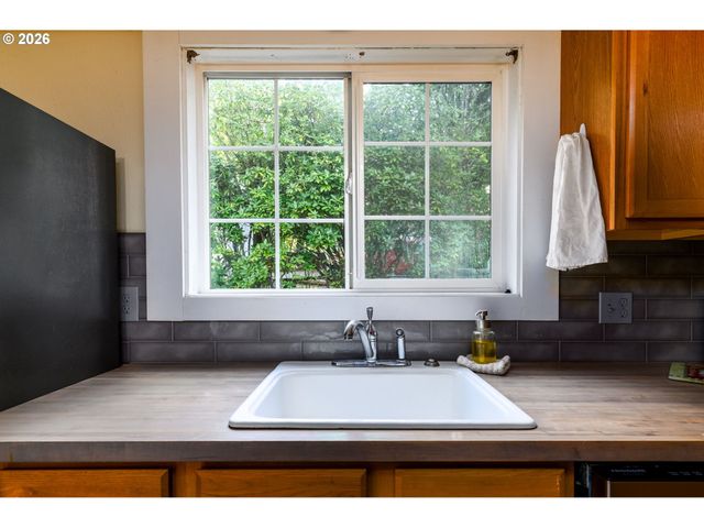 4747 Se CHASE Rd, Gresham, OR 97080