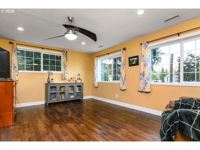 4747 Se CHASE Rd, Gresham, OR 97080