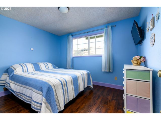 4747 Se CHASE Rd, Gresham, OR 97080