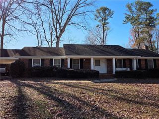 1193 Angelia SW Drive, Mableton, GA 30126