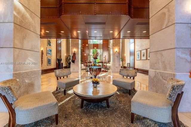 19501 W Country Club Dr TS-05, Aventura, FL 33180