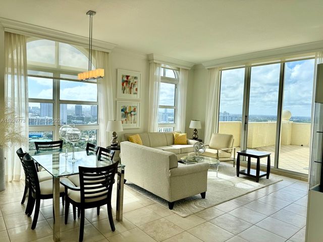 19501 W Country Club Dr TS-05, Aventura, FL 33180