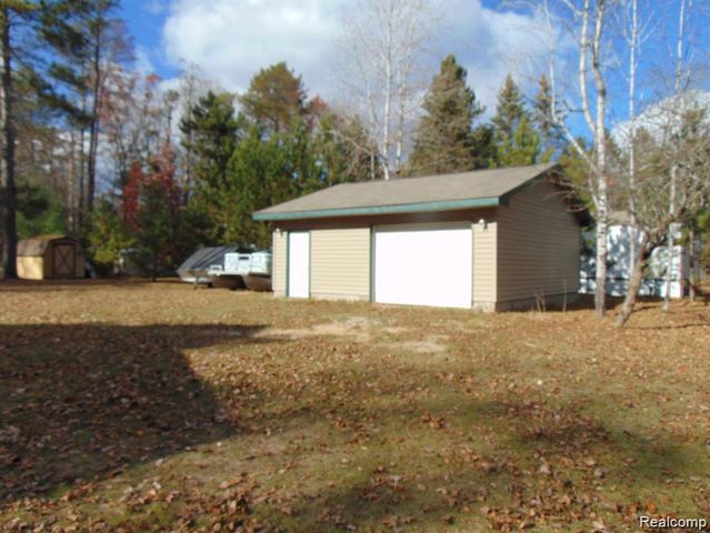 5305 Edgewood Drive, Lewiston, MI 49756