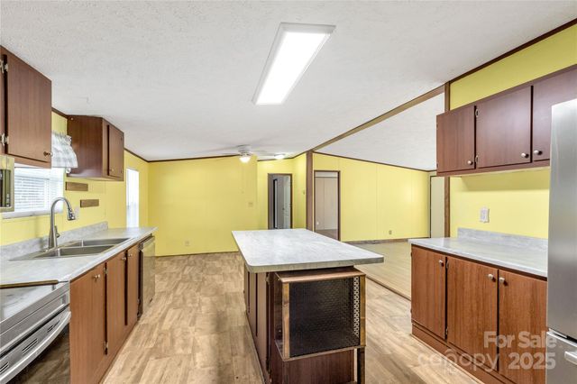 1951 Mcconnells Highway W, Mcconnells, SC 29726