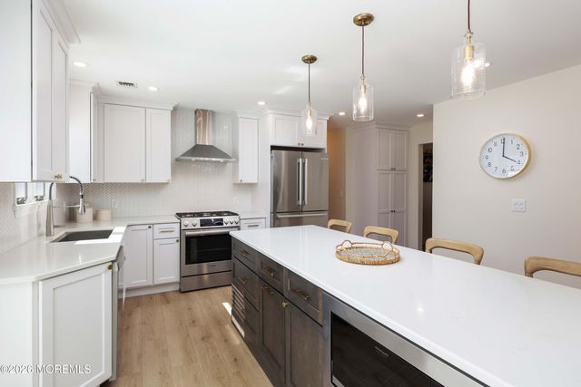 3324 Long Point Drive, Toms River, NJ 08753