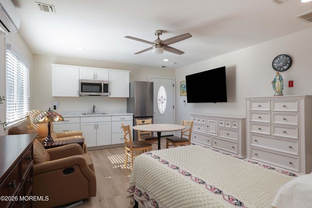 3324 Long Point Drive, Toms River, NJ 08753