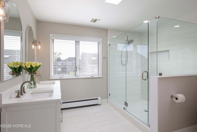 3324 Long Point Drive, Toms River, NJ 08753