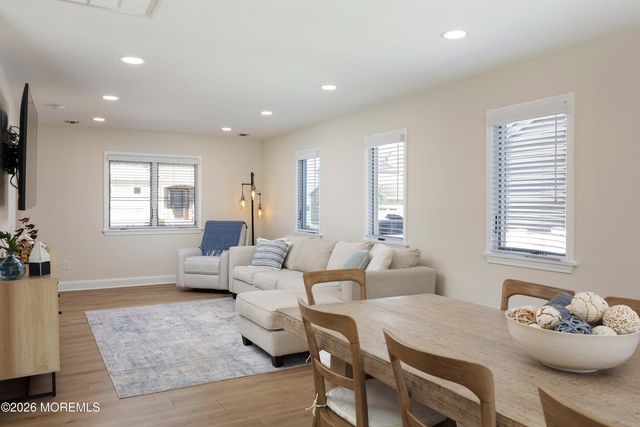 3324 Long Point Drive, Toms River, NJ 08753