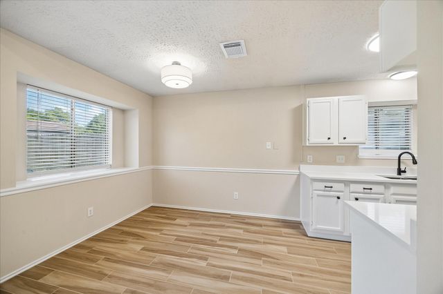 1113 Canyon Springs Drive, La Porte, TX 77571