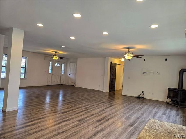 21 Wedgeworth Drive, West Monroe, NY 13167