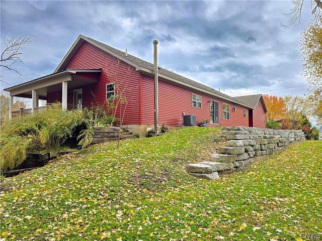 21 Wedgeworth Drive, West Monroe, NY 13167