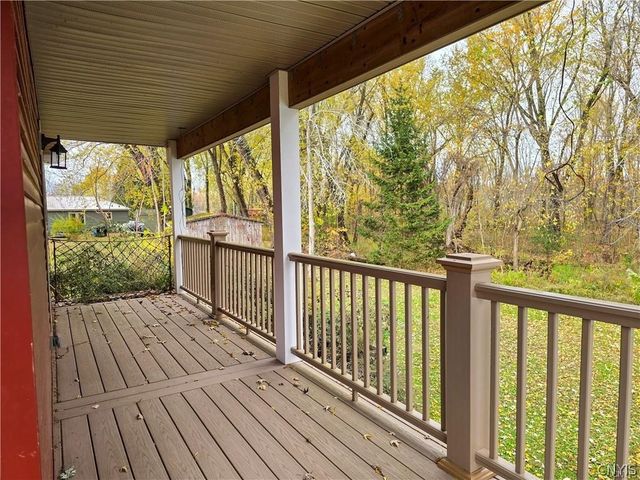 21 Wedgeworth Drive, West Monroe, NY 13167