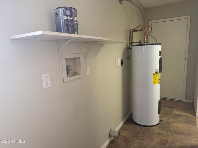 18021 N 40TH Place, Phoenix, AZ 85032