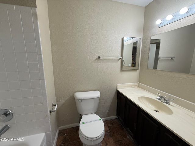 18021 N 40TH Place, Phoenix, AZ 85032