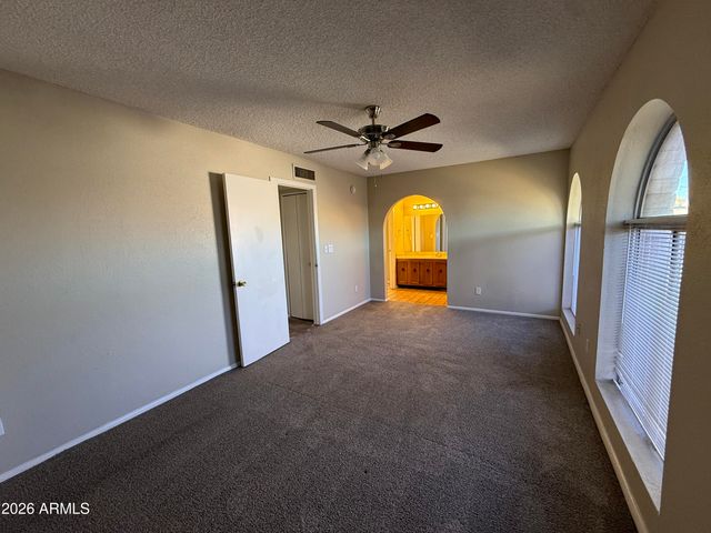 18021 N 40TH Place, Phoenix, AZ 85032