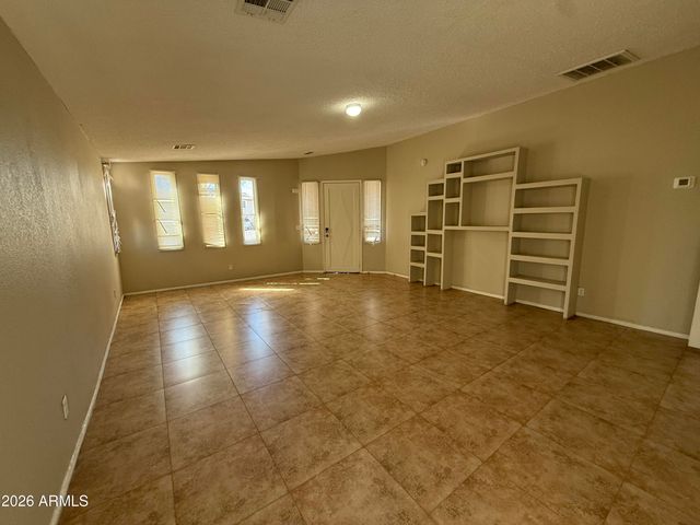 18021 N 40TH Place, Phoenix, AZ 85032