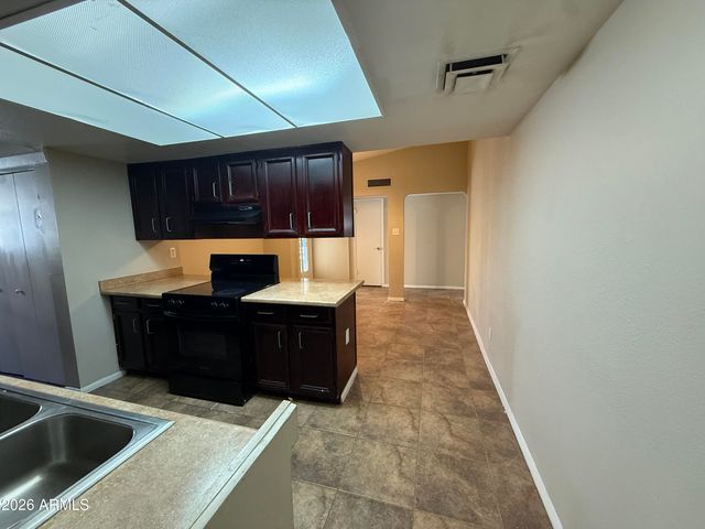 18021 N 40TH Place, Phoenix, AZ 85032