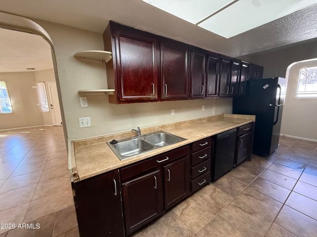 18021 N 40TH Place, Phoenix, AZ 85032