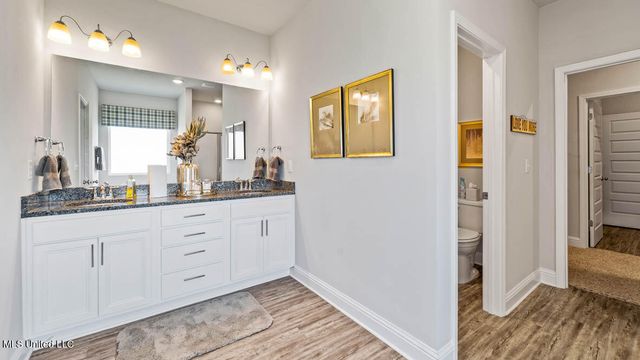 6637 Palm Pointe Drive, Ocean Springs, MS 39564