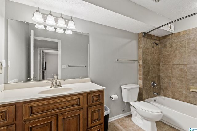 120 15th St E Apt 114, Tuscaloosa, AL 35401