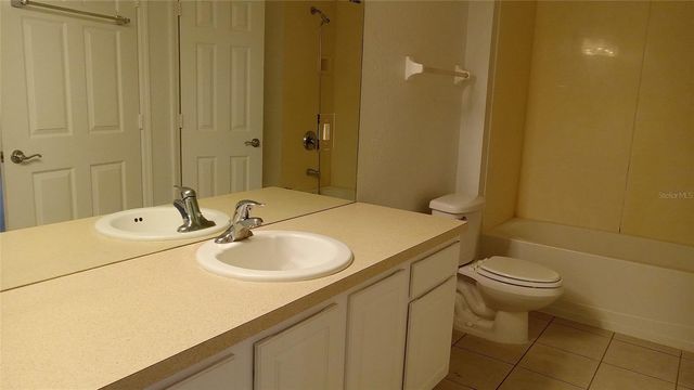 8630 BUCCILLI DRIVE 209, Orlando, FL 32829