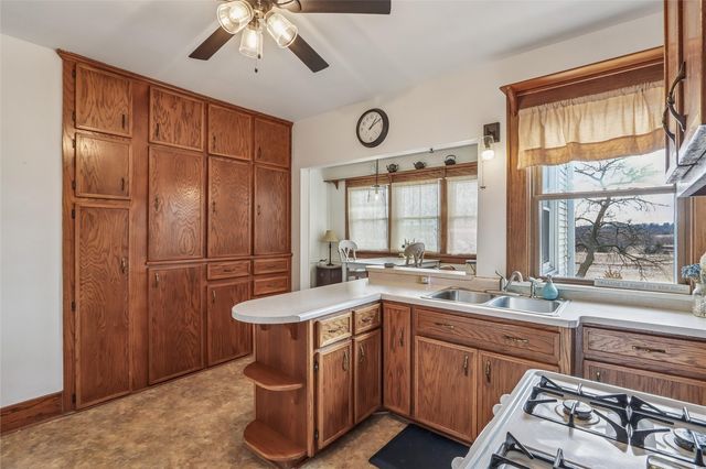 527 SW Swisher View Drive, Swisher, IA 52338