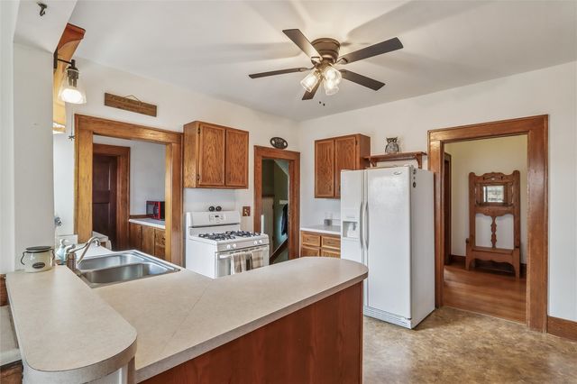 527 SW Swisher View Drive, Swisher, IA 52338