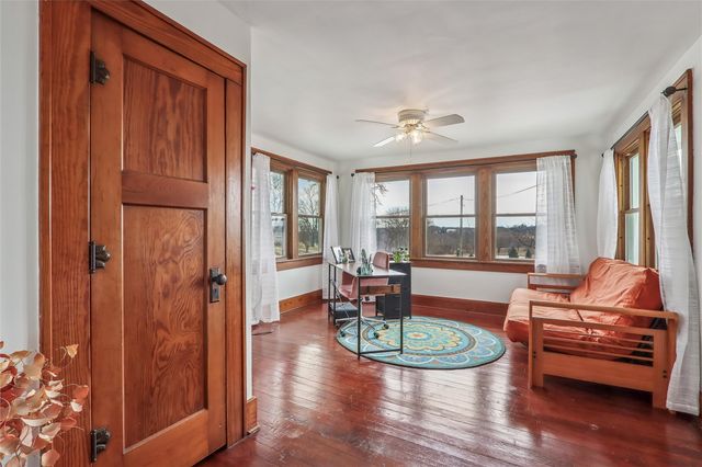 527 SW Swisher View Drive, Swisher, IA 52338