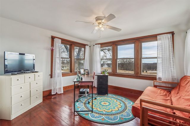 527 SW Swisher View Drive, Swisher, IA 52338