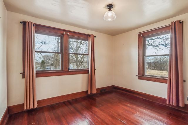 527 SW Swisher View Drive, Swisher, IA 52338