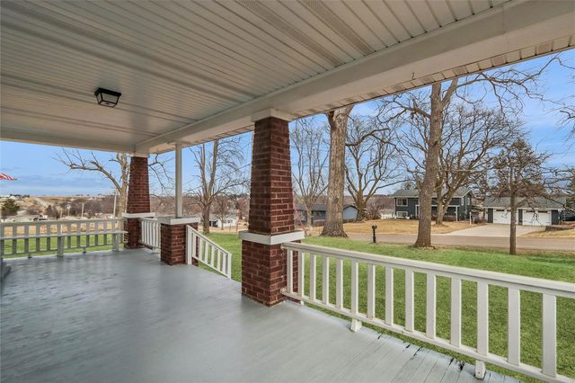 527 SW Swisher View Drive, Swisher, IA 52338