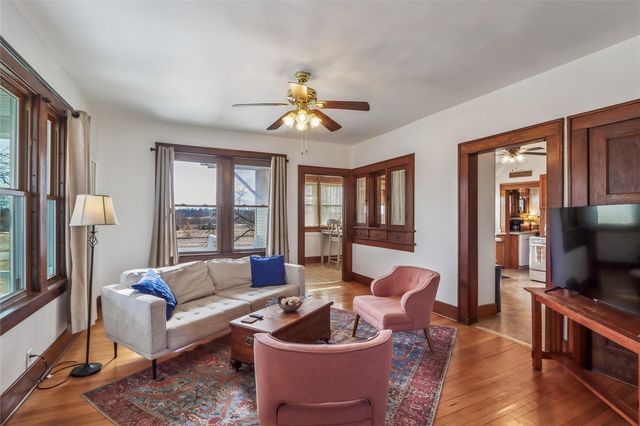 527 SW Swisher View Drive, Swisher, IA 52338