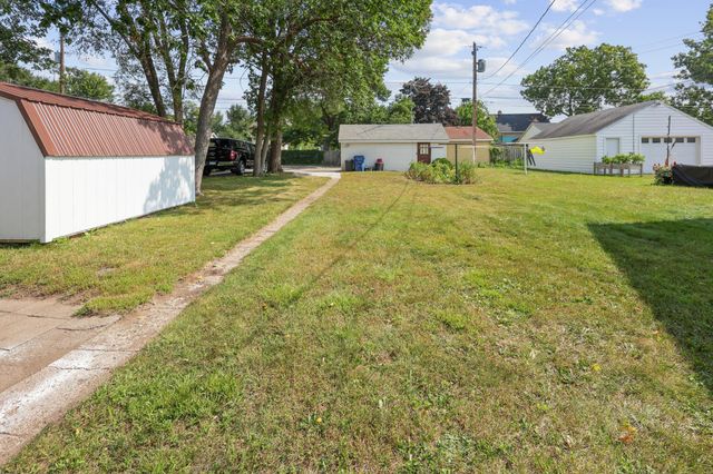 424 23rd Avenue N, Saint Cloud, MN 56303