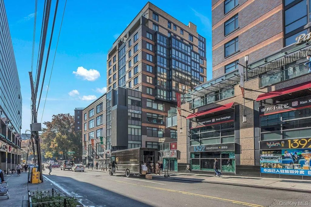 39-16 Prince Street 7E, Flushing, NY 11354