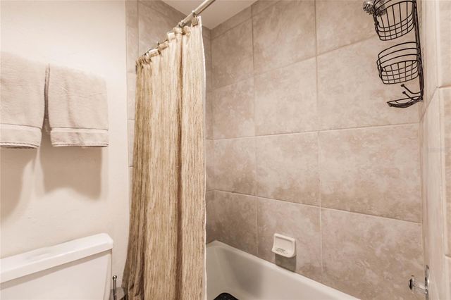 1205 E PEPPERTREE DRIVE 232, Sarasota, FL 34242