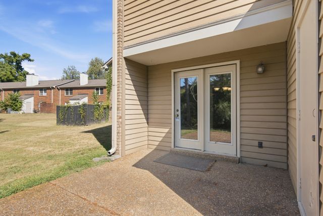 219 Westfield Dr, Nashville, TN 37221