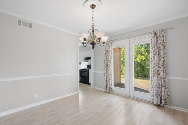 219 Westfield Dr, Nashville, TN 37221